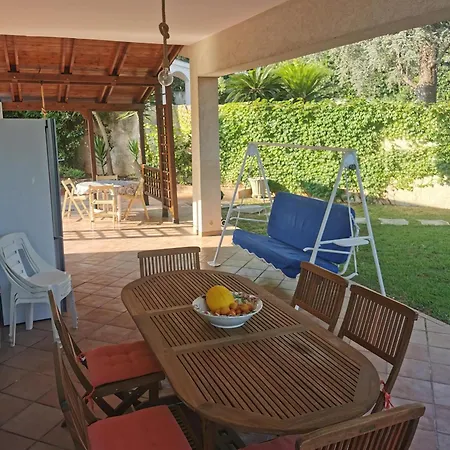 Cassia, Villa