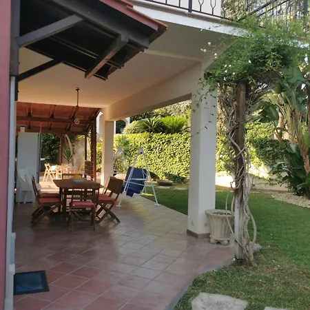 Cassia, Villa *